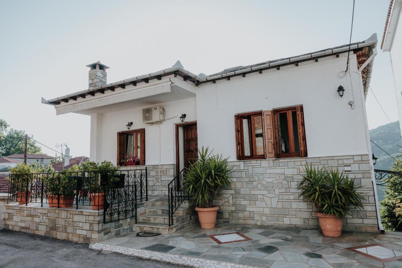Villa House Of Gardenia Makrirrákhi Exterior foto